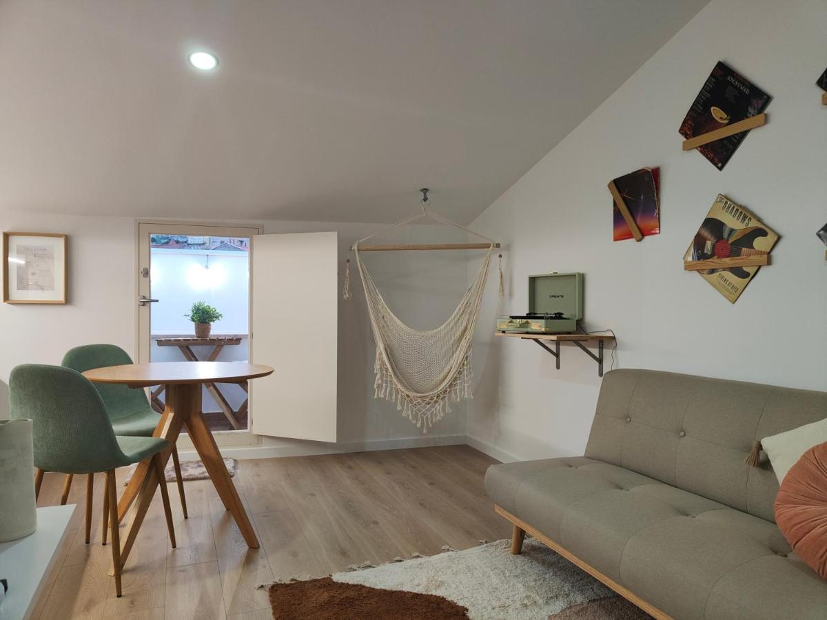 Wood Essence Apartment - Cozy Balcony โกอิมบรา ภายนอก รูปภาพ